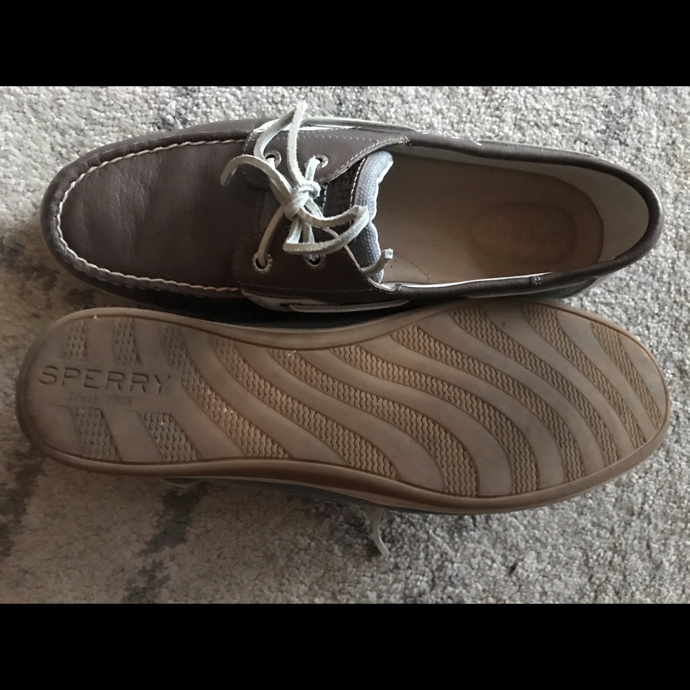 Sperrys - Picture 3 of 4
